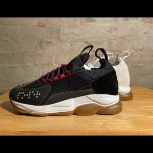 Versace authenticated Chain Reaction Sneakers 41/8 NEW!!!